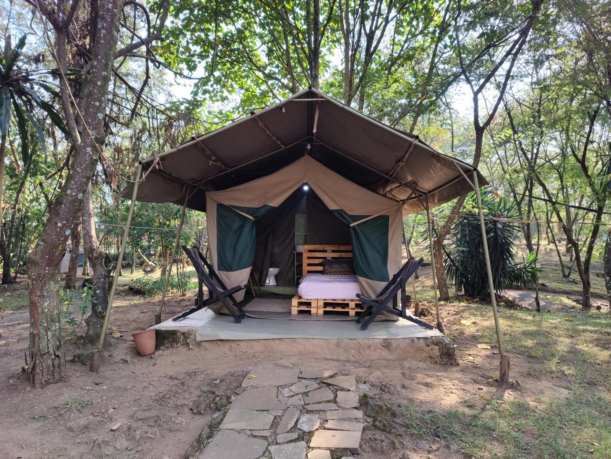 Red Rocks Rwanda - Campsite & Guesthouse Nyakinama 외부 사진